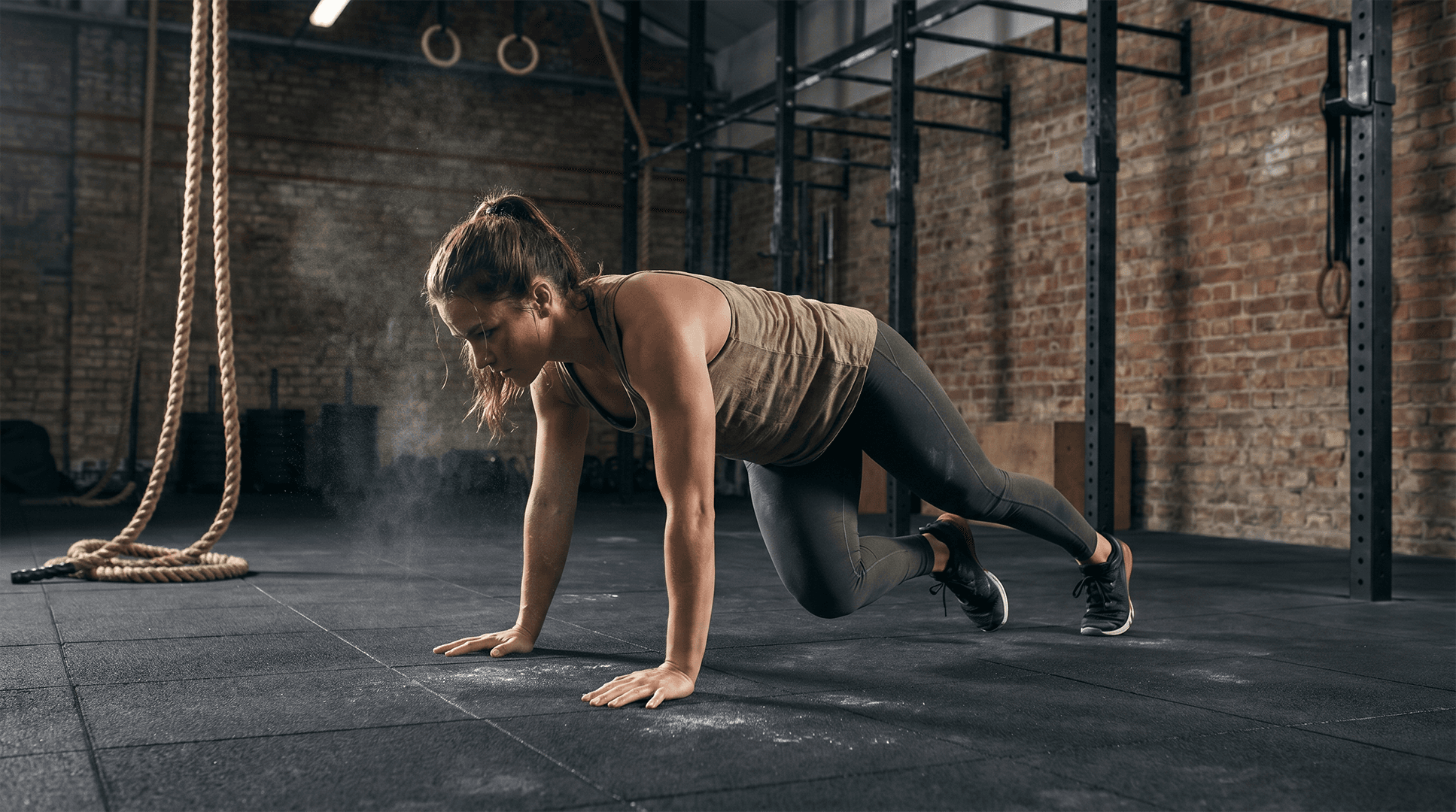 Woman performing mountain climbers